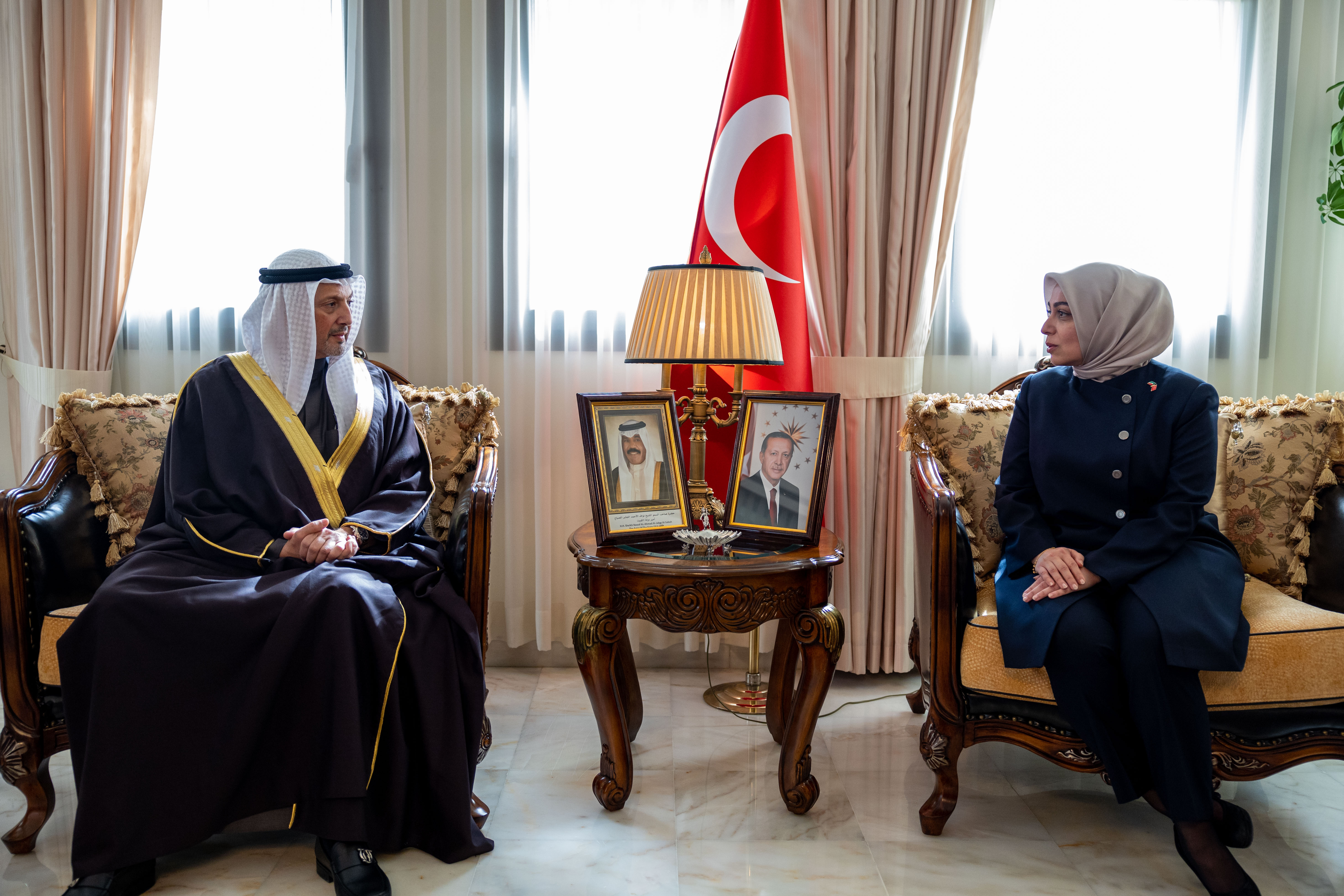 MOFA | Foreign Minister visits Turkish embassy and offers condolences ...